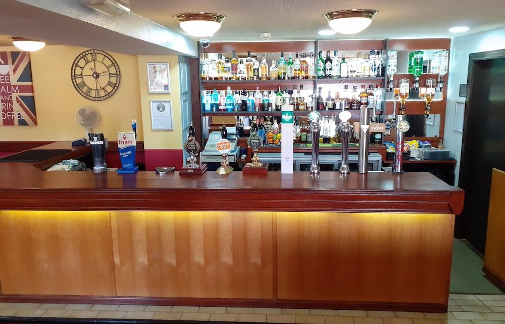 The Dodington Lodge Hotel Whitchurch  Exterior photo